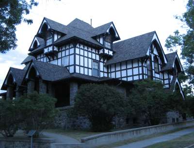 Mansion District Example