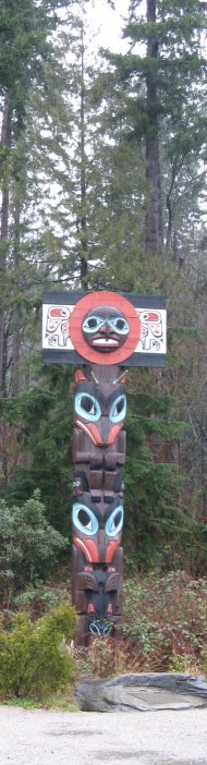 Chief Skedans Mortuary Pole, Stanley Park